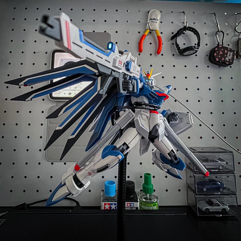Kit de Modelo Plástico Mecha E - Bandai Gundam Hg avaliação e preço