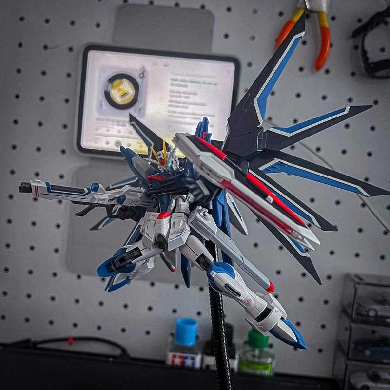 Kit de Modelo Plástico Mecha E - Bandai Gundam Hg avaliação e preço